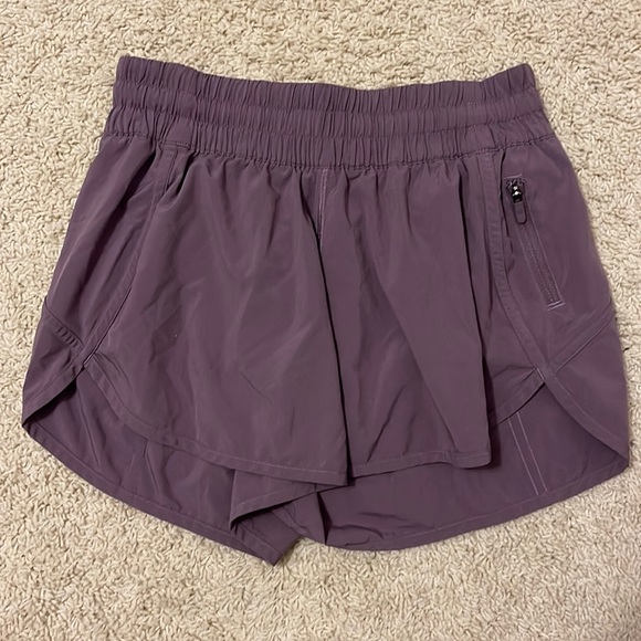 lululemon athletica Pants - Lululemon Tracker Short